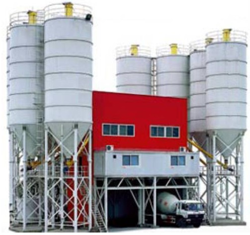 配有6個(gè)儲(chǔ)料倉及6臺(tái)螺旋輸送機(jī)的商品混凝土攪拌站