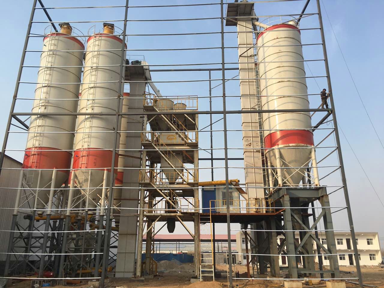 年產(chǎn)20萬噸干粉砂漿攪拌站
