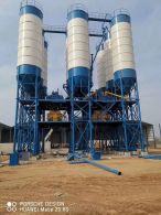 頂置式混凝土攪拌站工程案例